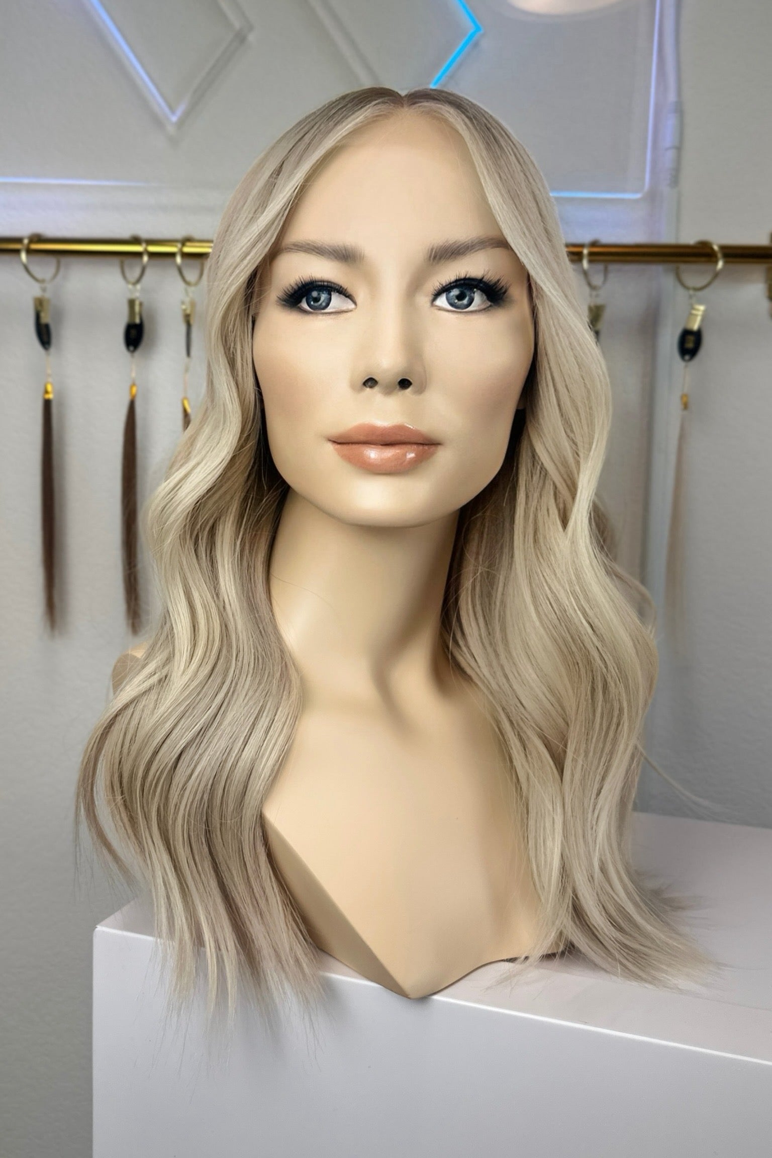 Bianca - Large 21 Inch