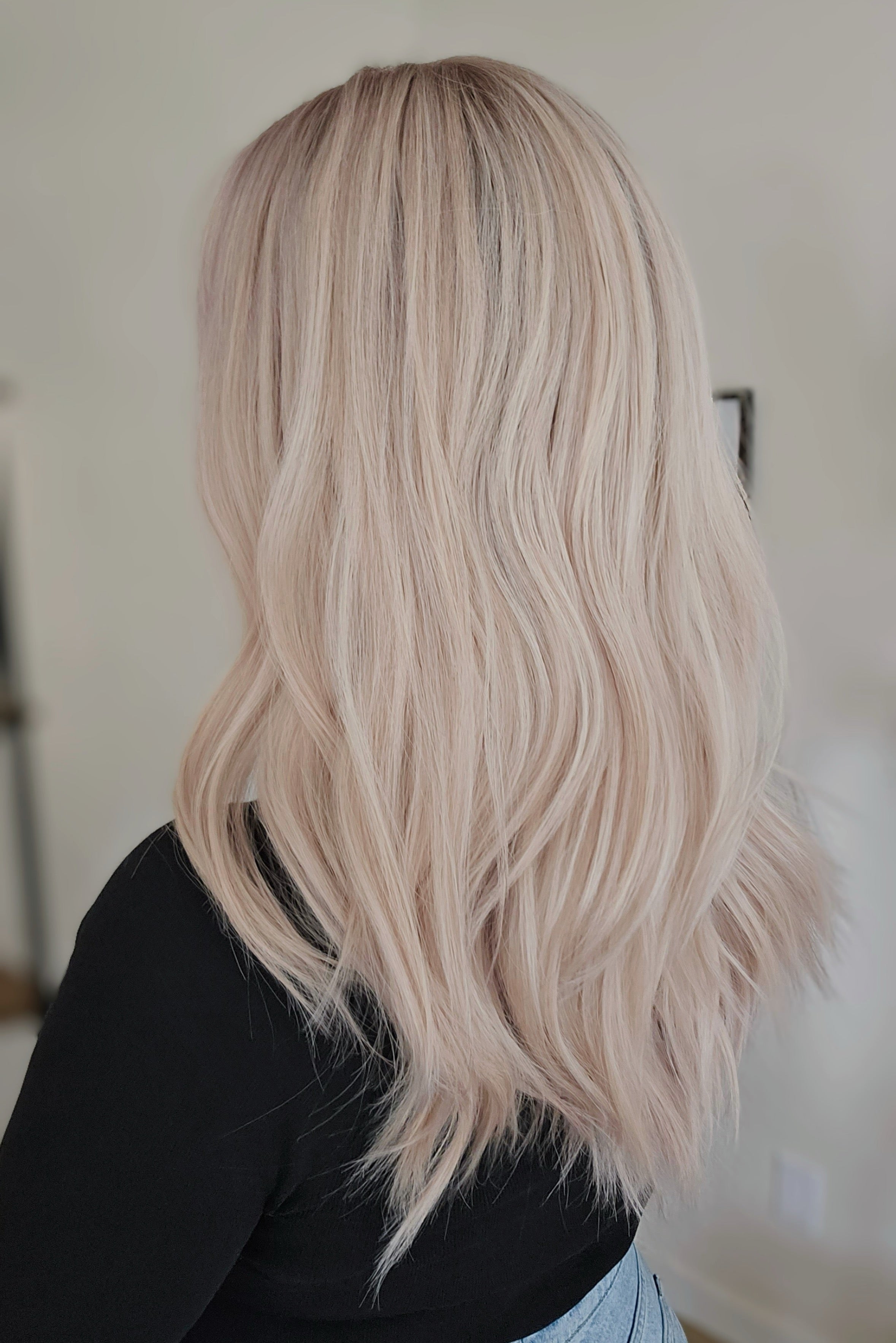 Bianca - Rooted Bright Blonde